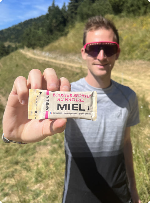 Félix Bour font Romeu stick de miel