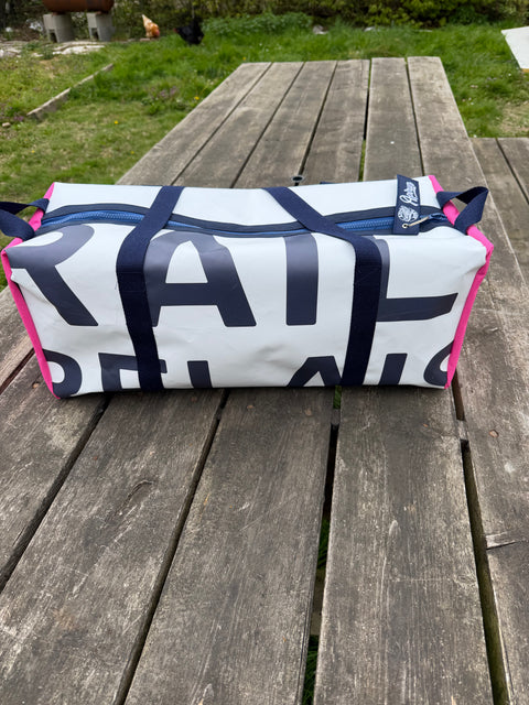 Sac de sport upcyclé