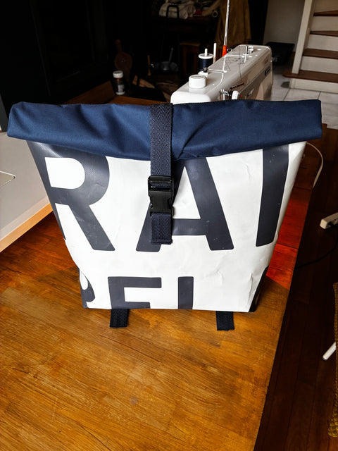 Sac à dos étanche et upcyclé